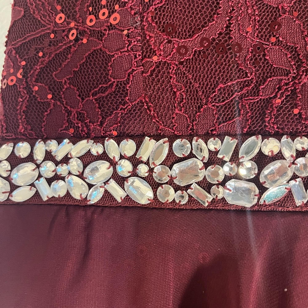 Speechless Deep Maroon Strapless Dress - Picture 5 of 8